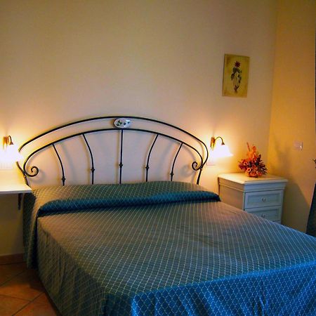 Casa Vacanze Patrizia Montefiore dellʼAso Quarto foto